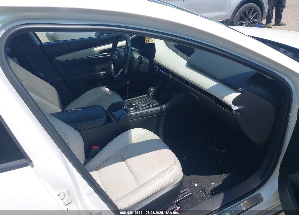 2021 MAZDA 3 VIN: JM1BPBEYXM1311255