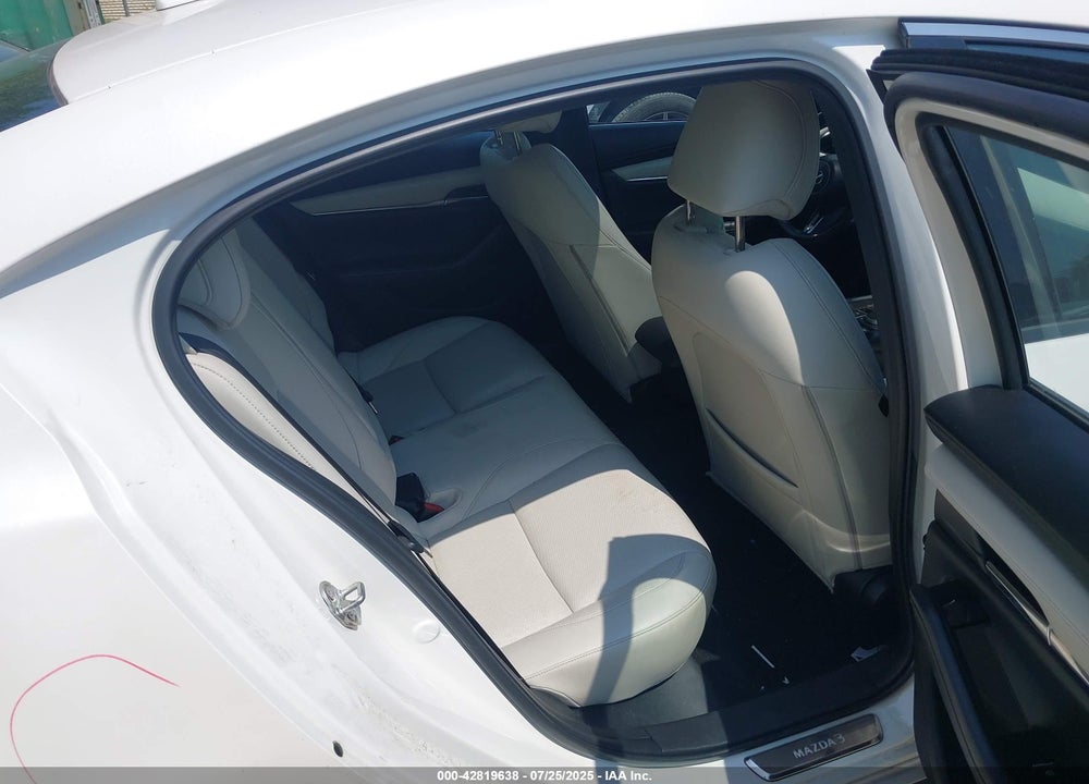 2021 MAZDA 3 VIN: JM1BPBEYXM1311255
