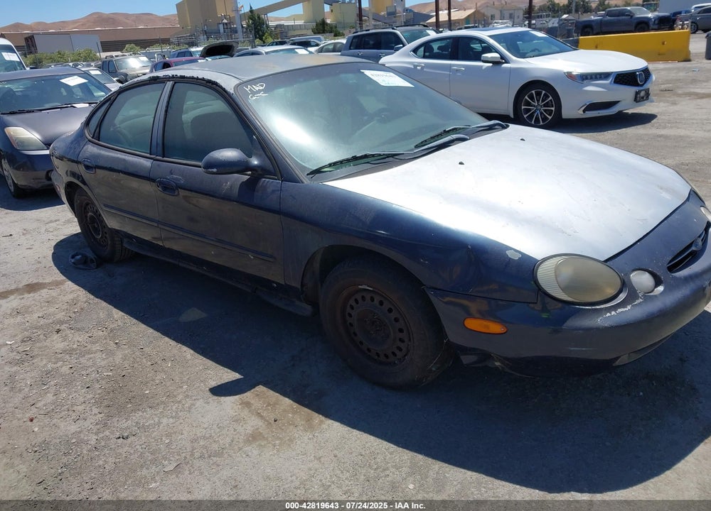 1998 FORD TAURUS VIN: 1FAFP52U2WG156033