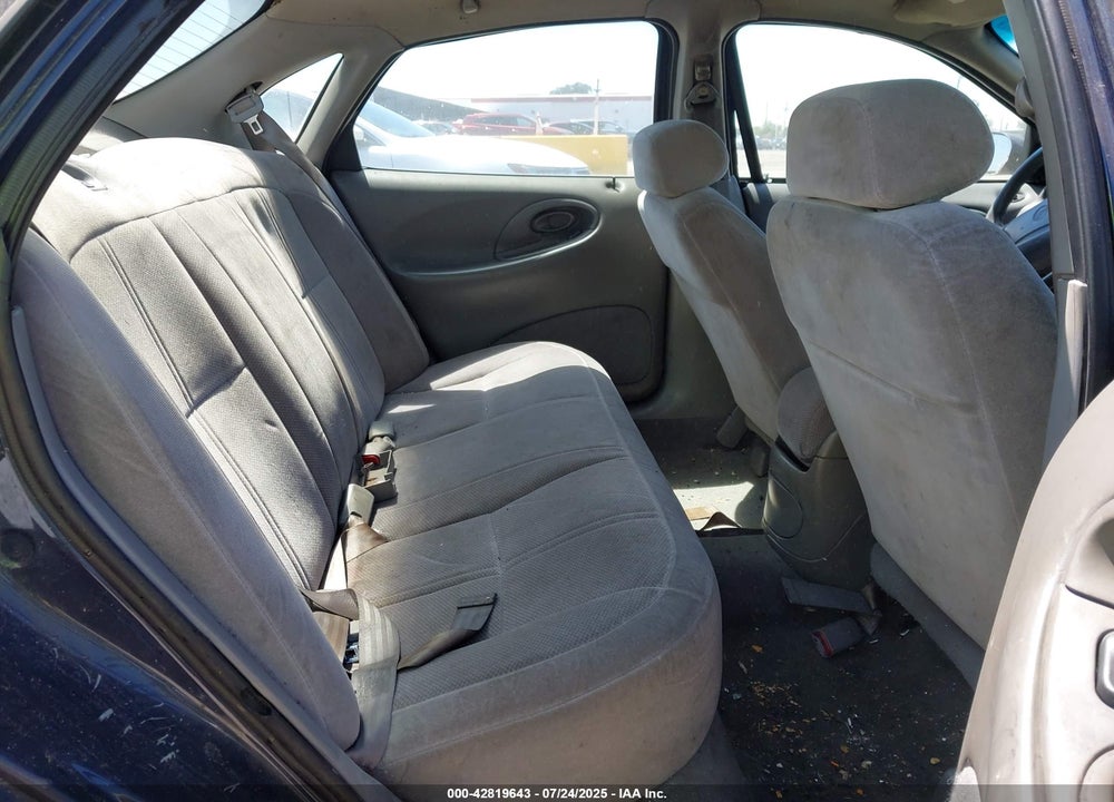1998 FORD TAURUS VIN: 1FAFP52U2WG156033