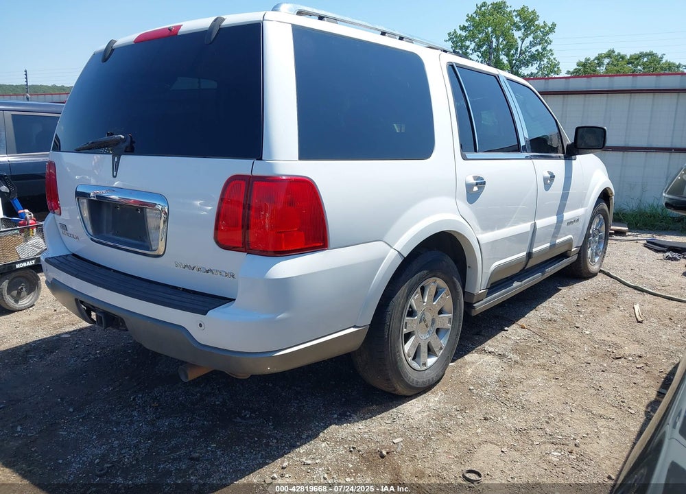 2004 LINCOLN NAVIGATOR VIN: 5LMFU27R64LJ17609