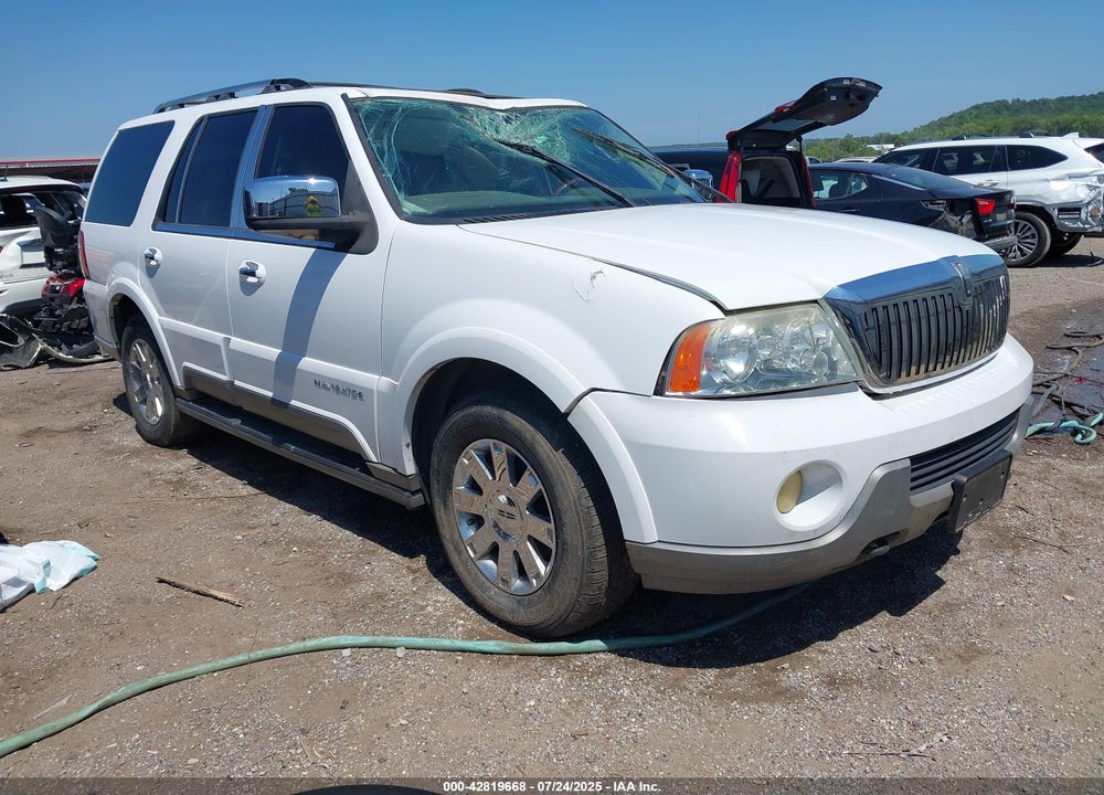 2004 LINCOLN NAVIGATOR VIN: 5LMFU27R64LJ17609