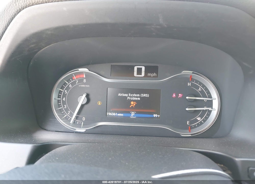 2018 HONDA PILOT VIN: 5FNYF5H71JB031230
