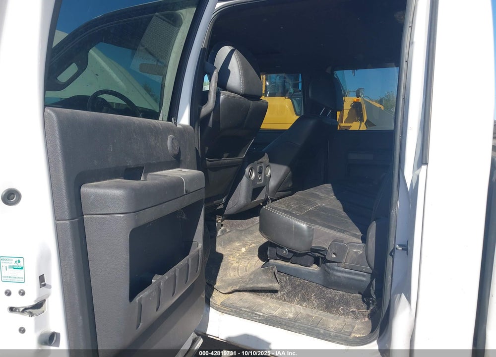 2011 FORD F-350 LARIAT VIN: 1FT8W3DT5BEB47833
