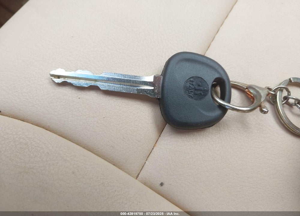 2012 HYUNDAI ELANTRA VIN: 5NPDH4AE3CH113864