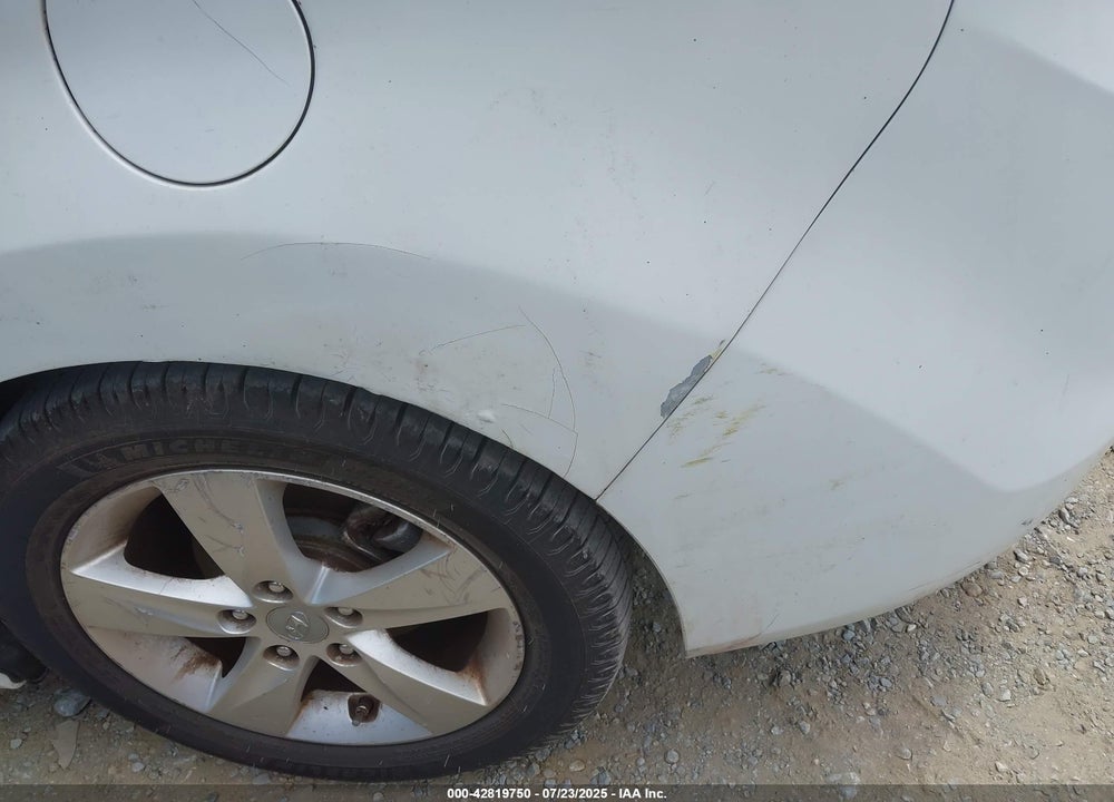 2012 HYUNDAI ELANTRA VIN: 5NPDH4AE3CH113864