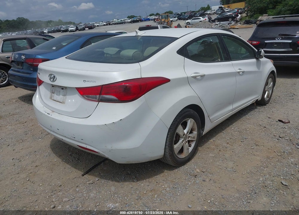 2012 HYUNDAI ELANTRA VIN: 5NPDH4AE3CH113864