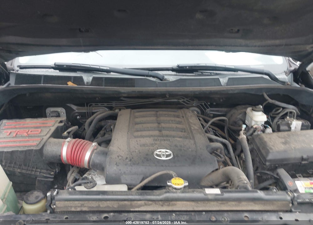 2016 TOYOTA TUNDRA SR5 5.7L V8 VIN: 5TFRW5F11GX200826
