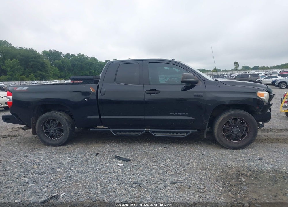 2016 TOYOTA TUNDRA SR5 5.7L V8 VIN: 5TFRW5F11GX200826