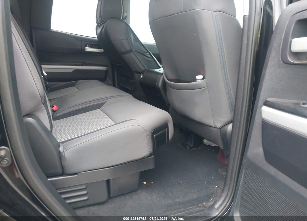 2016 TOYOTA TUNDRA SR5 5.7L V8 VIN: 5TFRW5F11GX200826