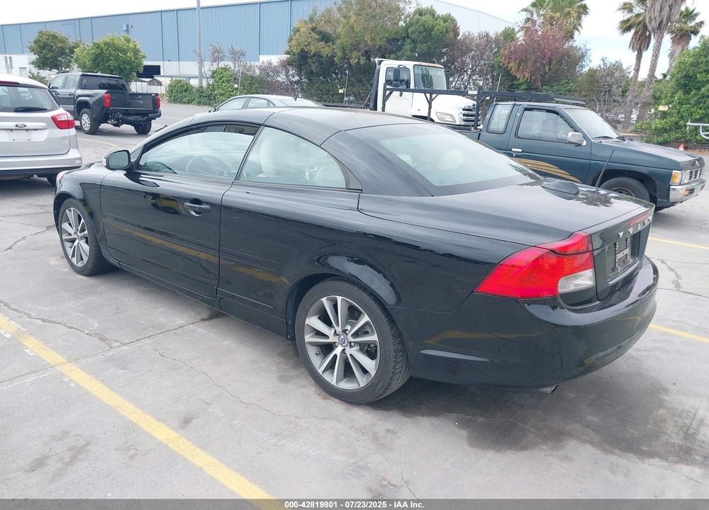 2013 VOLVO C70 VIN: YV1672MC3DJ142956