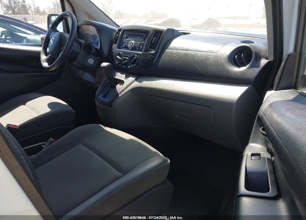 2015 NISSAN NV200 VIN: 3N6CMOKN3FK716948
