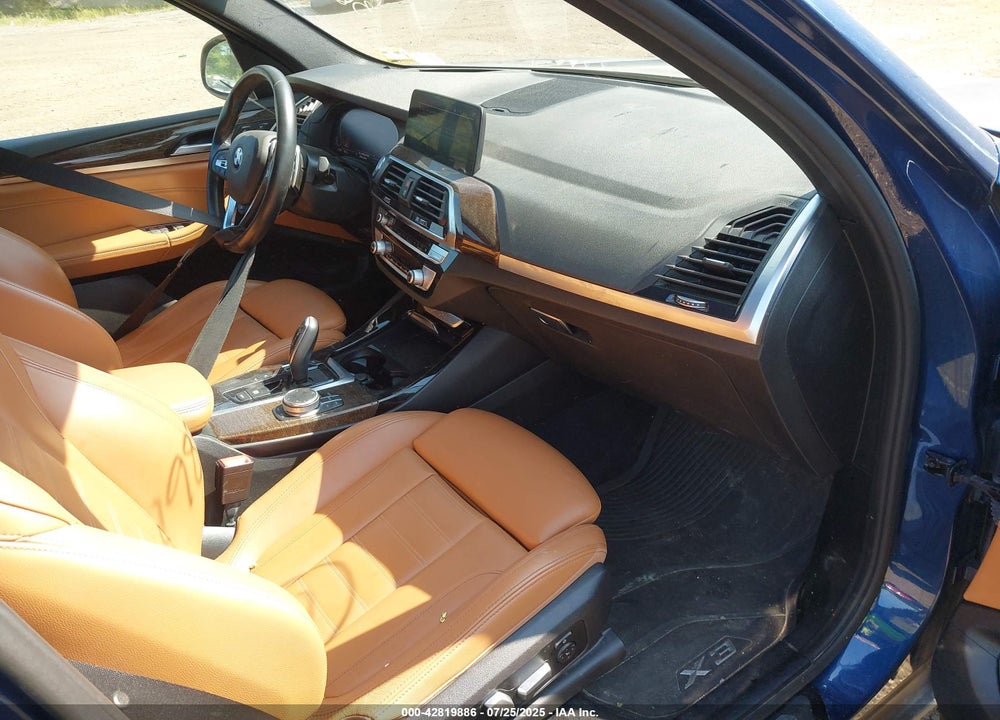 2020 BMW X3 VIN: 5UXTY5C00L9C01851