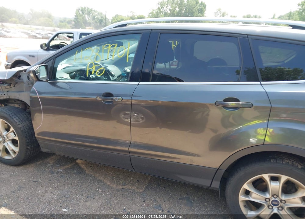 2015 FORD ESCAPE VIN: 1FMCU9JX9FUC12667