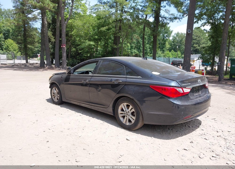 2013 HYUNDAI SONATA VIN: 5NPEB4AC0DH695685