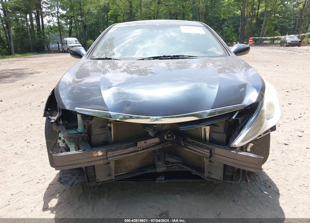 2013 HYUNDAI SONATA VIN: 5NPEB4AC0DH695685