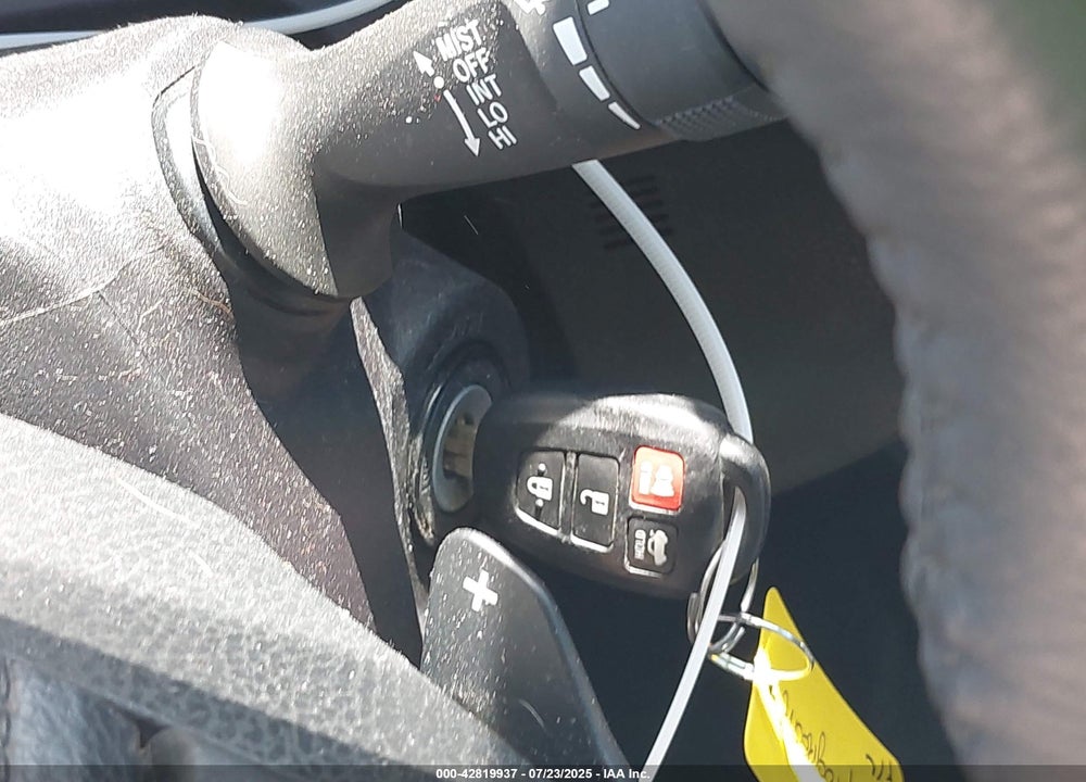 2018 TOYOTA COROLLA VIN: 5YFBURHE7JP832685