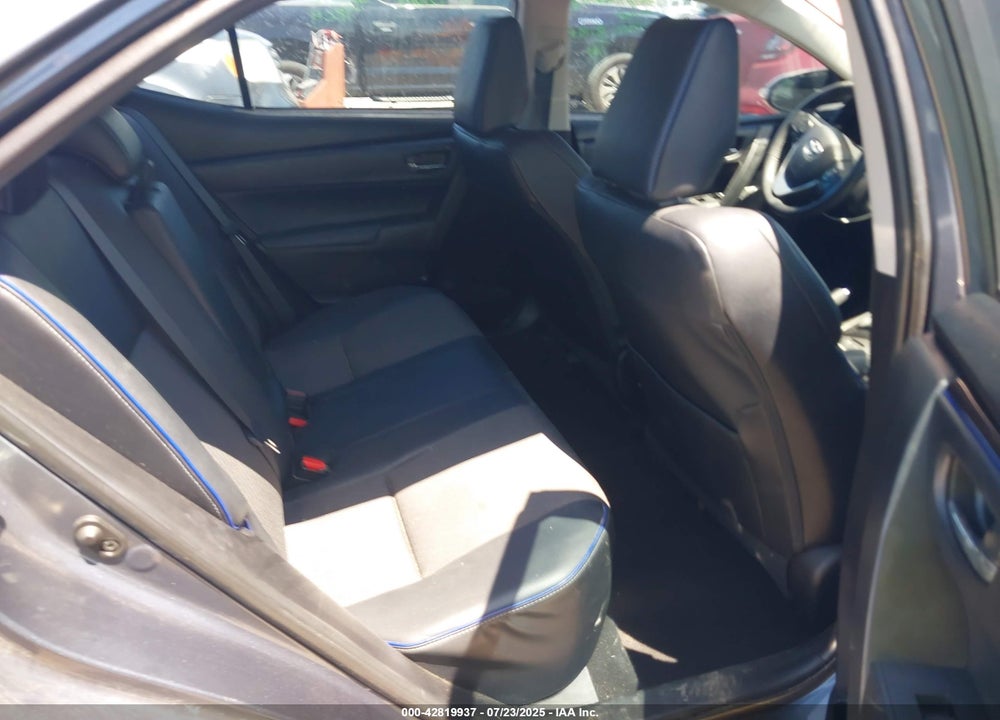2018 TOYOTA COROLLA VIN: 5YFBURHE7JP832685