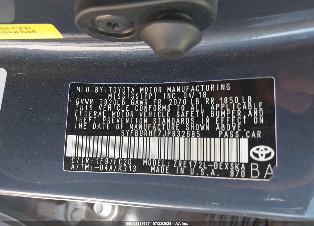 2018 TOYOTA COROLLA VIN: 5YFBURHE7JP832685