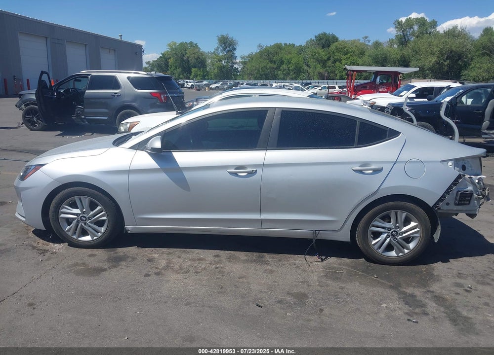 2020 HYUNDAI ELANTRA SEL VIN: 5NPD84LF9LH532825