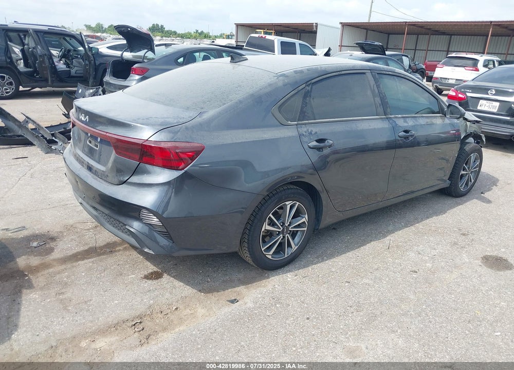 2023 KIA FORTE LXS VIN: 3KPF24AD8PE623333