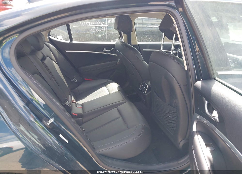 2025 GENESIS G70 VIN: KMTG34SC6SU153838