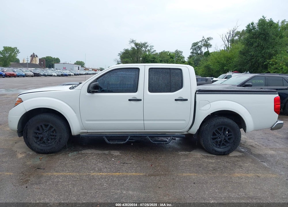 2015 NISSAN FRONTIER VIN: 1N6AD0EV8FN716019