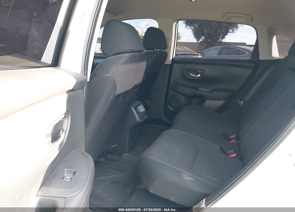 2025 HONDA HR-V VIN: 3CZRZ1H34SM718615