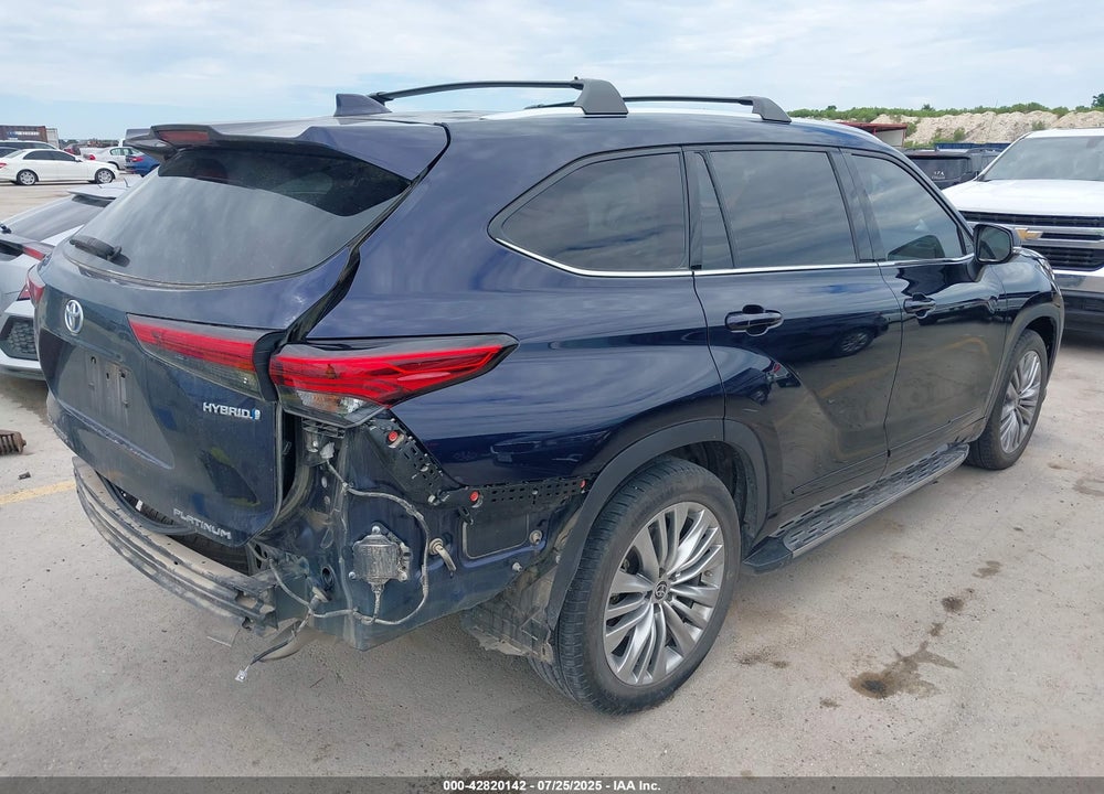 2022 TOYOTA HIGHLANDER VIN: 5TDFARAH7NS015194