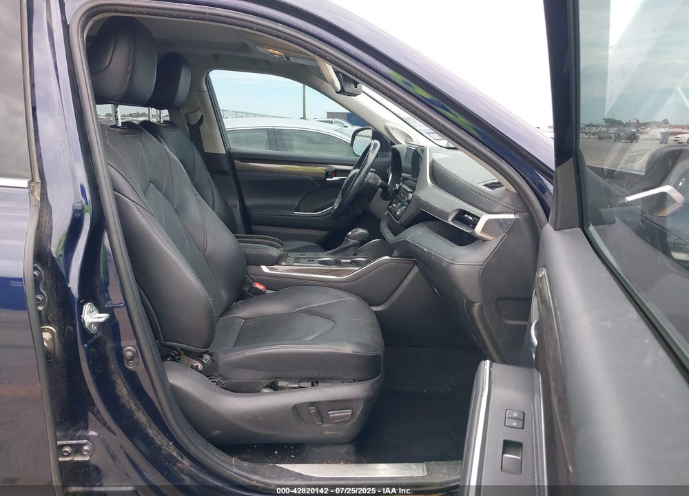 2022 TOYOTA HIGHLANDER VIN: 5TDFARAH7NS015194