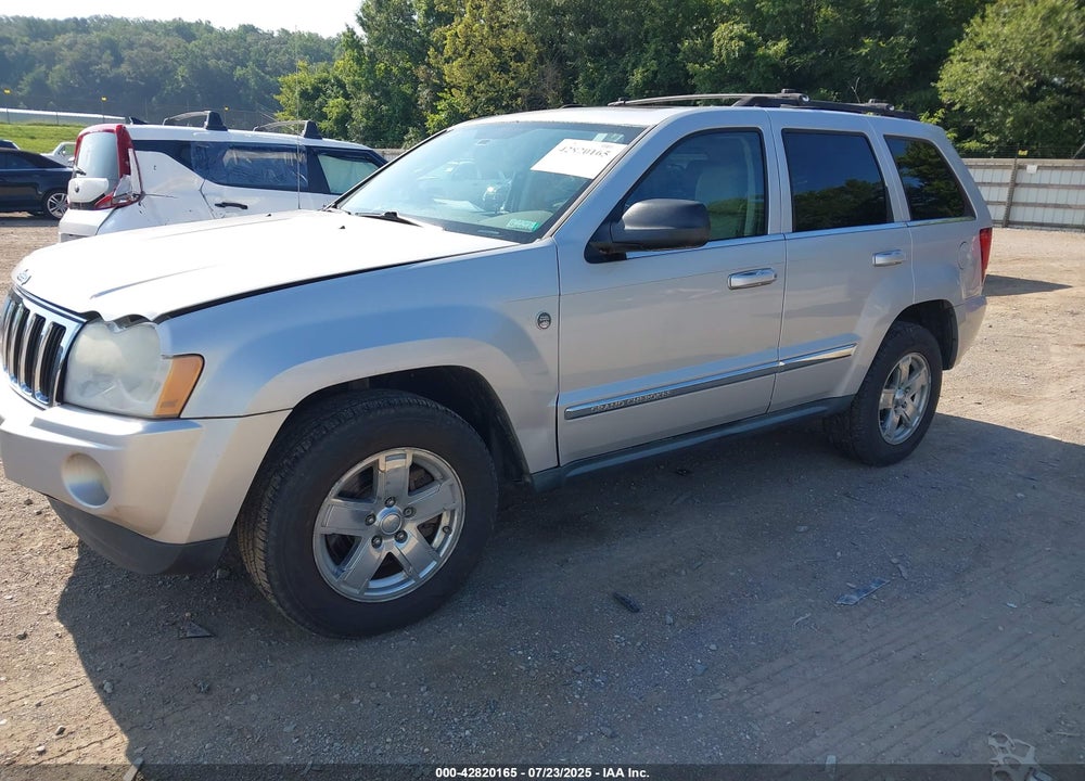 2007 JEEP GRAND CHEROKEE VIN: 1J8HR58P07C667272