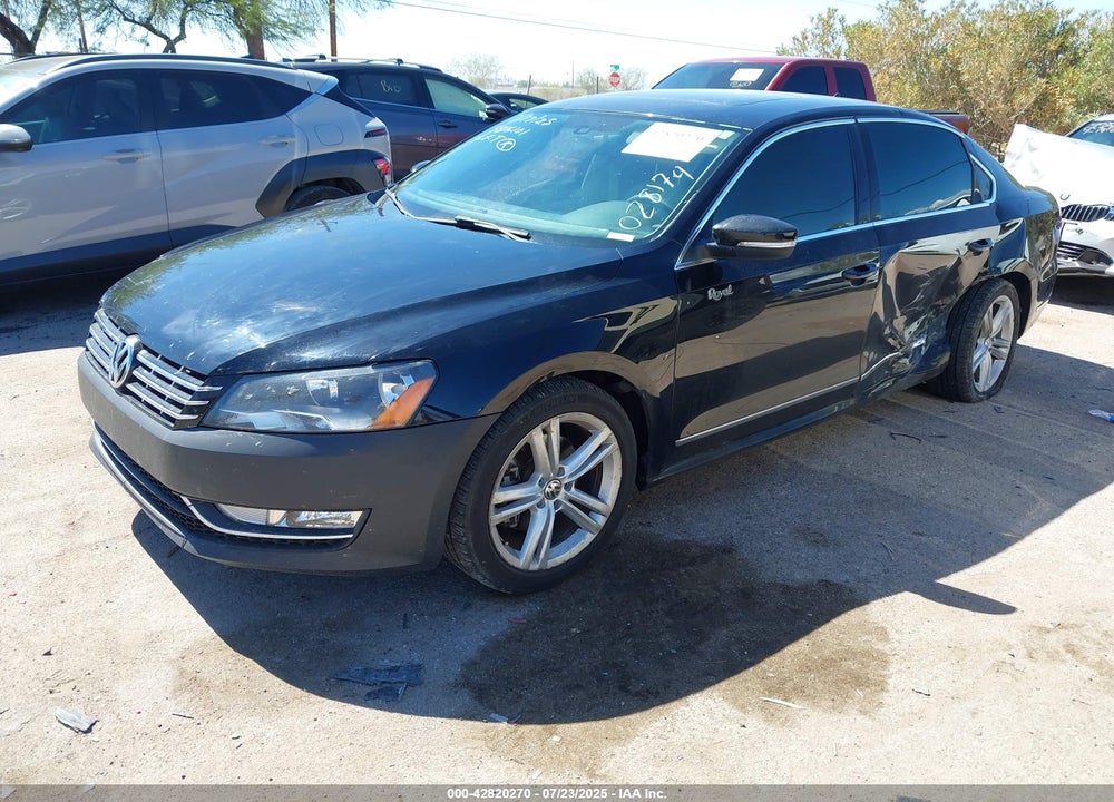 2015 VOLKSWAGEN PASSAT VIN: 1VWCT7A33FC028174