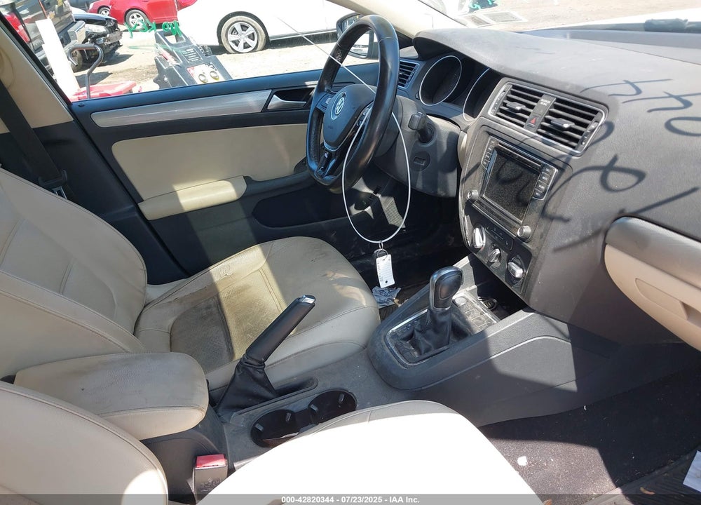 2017 VOLKSWAGEN JETTA VIN: 3VWDB7AJ4HM412763