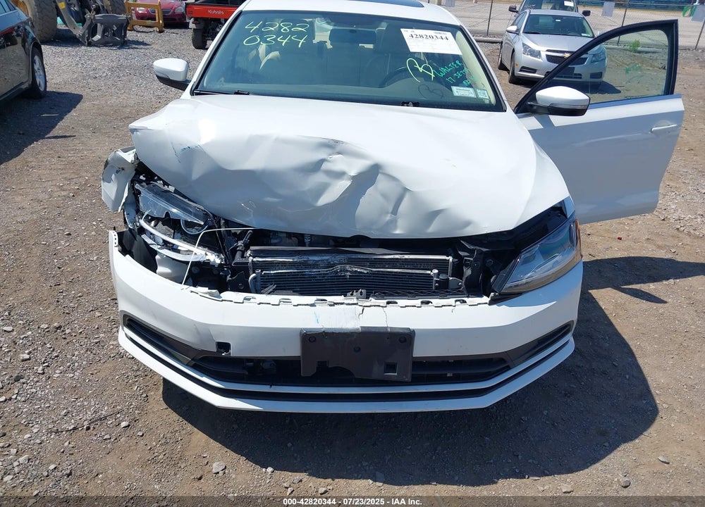 2017 VOLKSWAGEN JETTA VIN: 3VWDB7AJ4HM412763