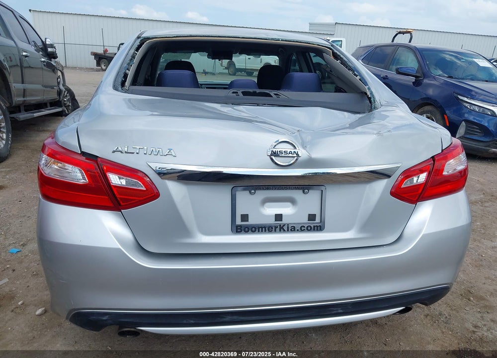 2017 NISSAN ALTIMA VIN: 1N4AL3AP1HN305763
