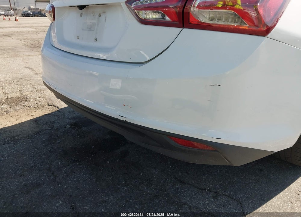 2021 CHEVROLET MALIBU VIN: 1G1ZD5ST2MF064472