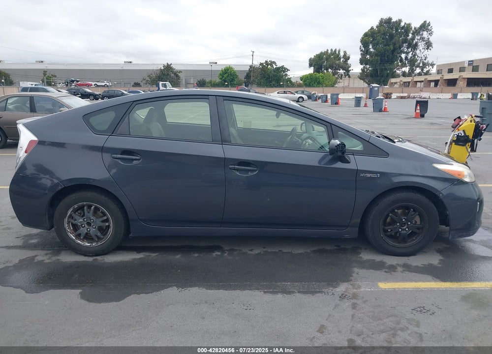 2015 TOYOTA PRIUS VIN: JTDKN3DU7F1907839