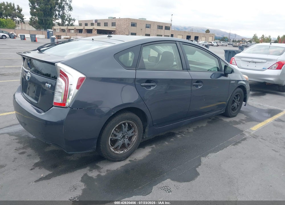 2015 TOYOTA PRIUS VIN: JTDKN3DU7F1907839