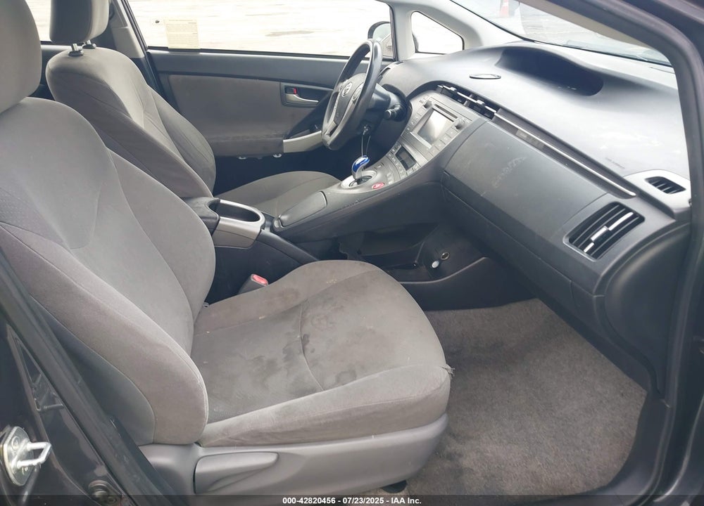 2015 TOYOTA PRIUS VIN: JTDKN3DU7F1907839