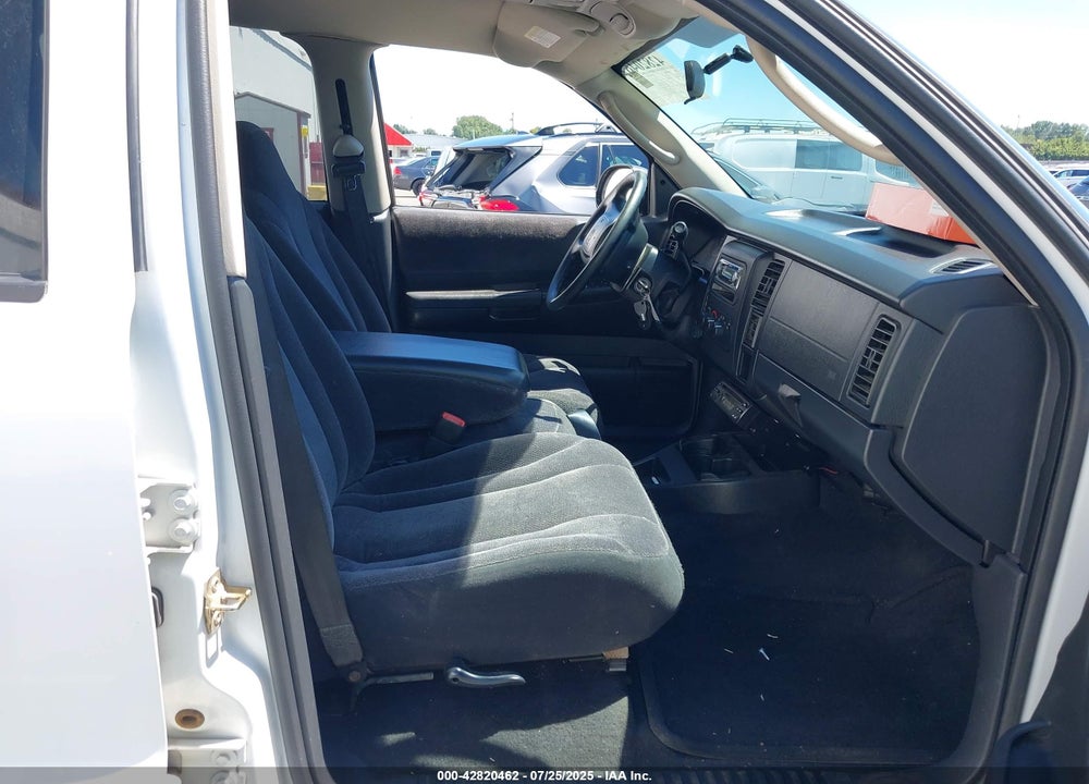 2002 DODGE DAKOTA VIN: 1B7HG38N42S709487