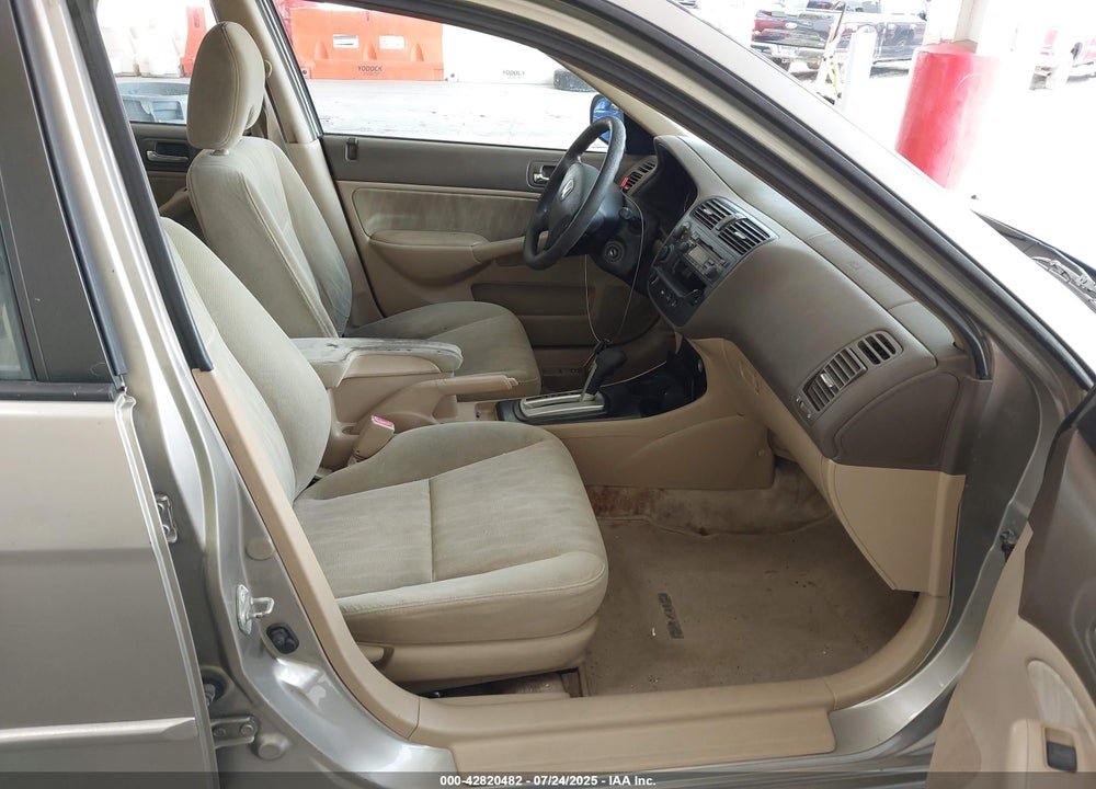 2005 HONDA CIVIC LX VIN: 2HGES16545H514592