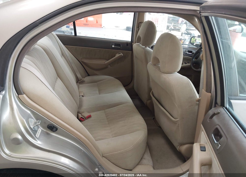 2005 HONDA CIVIC LX VIN: 2HGES16545H514592