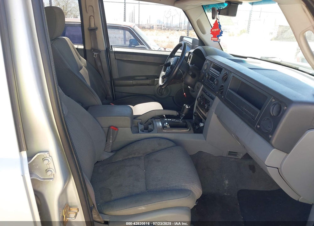 2007 JEEP COMMANDER VIN: 1J8HG48N77C547242