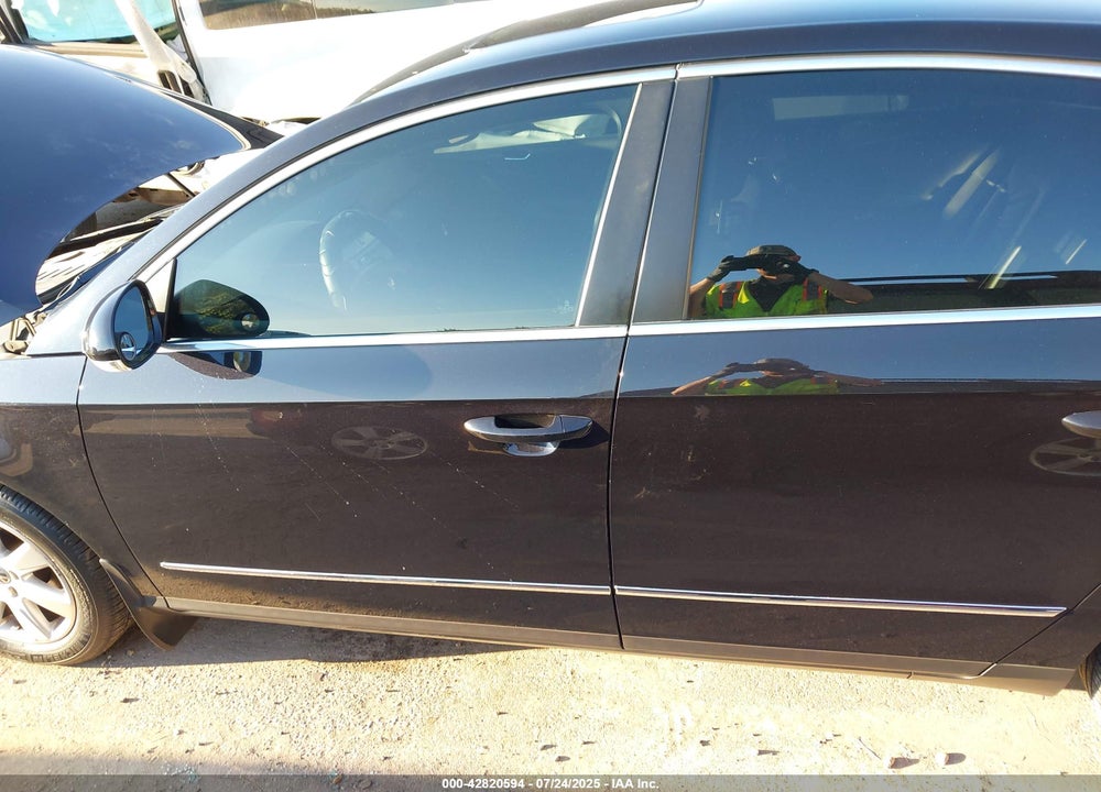 2006 VOLKSWAGEN PASSAT VIN: WVWEK73C66P108959