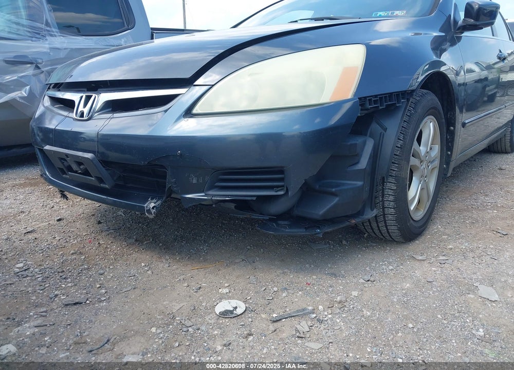 2007 HONDA ACCORD VIN: 1HGCM553X7A002636
