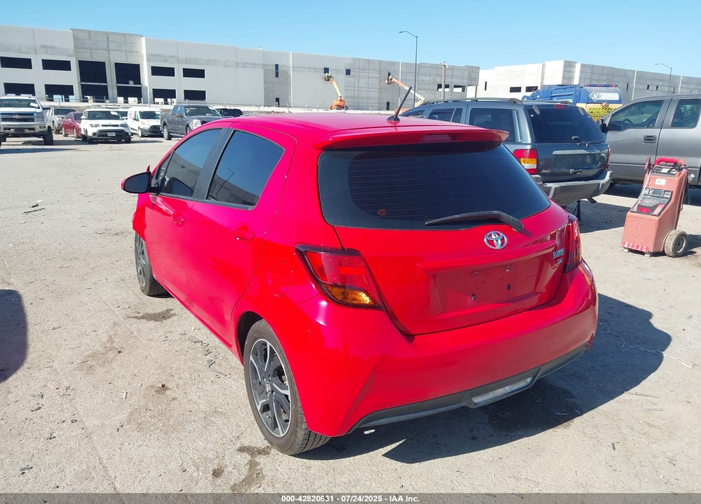 2015 TOYOTA YARIS VIN: VNKKTUD39FA049221