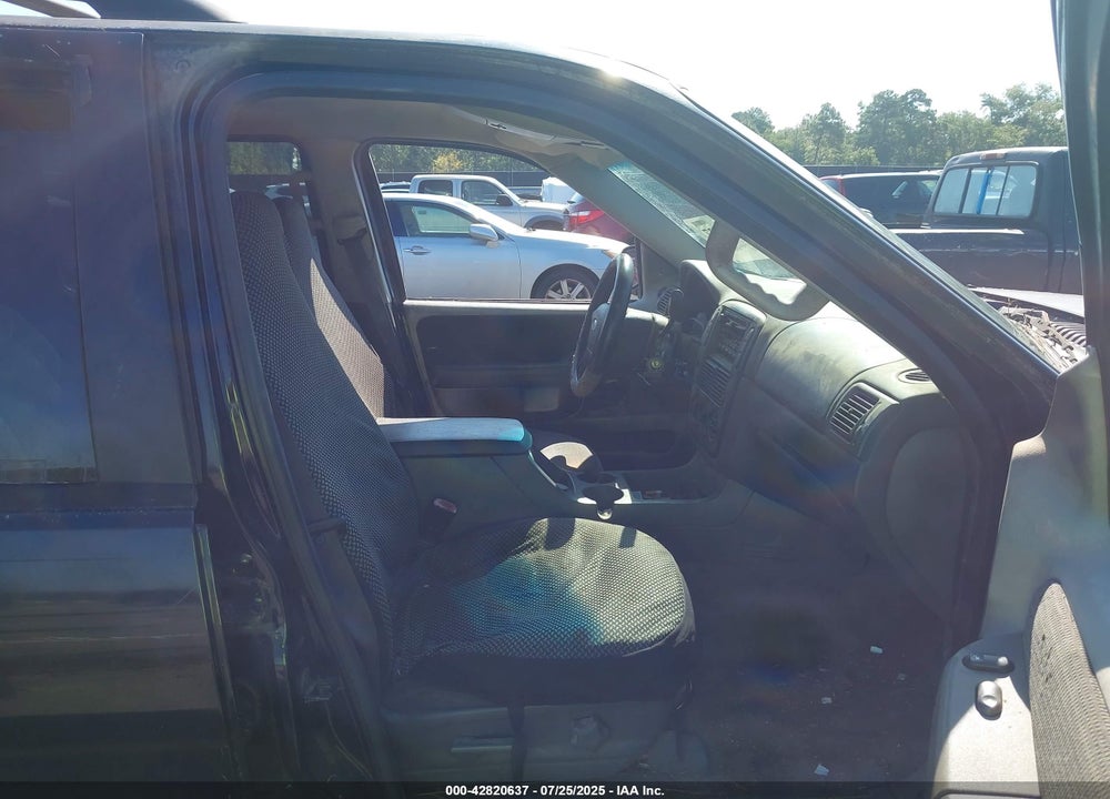 2002 FORD EXPLORER XLT VIN: 1FMZU63KX2ZC89524
