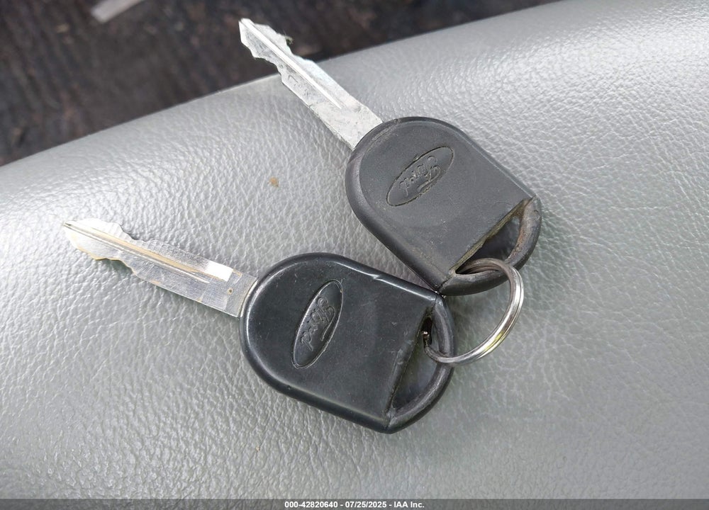 2008 FORD RANGER VIN: 1FTYR10D08PA03081