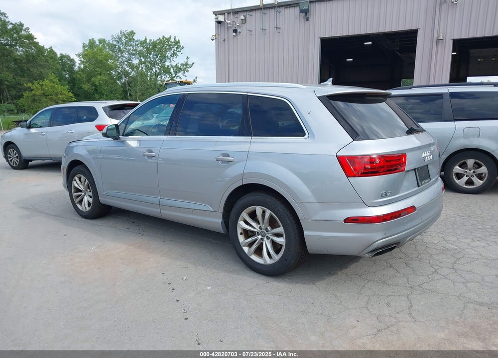 2018 AUDI Q7 VIN: WA1LAAF77JD039368