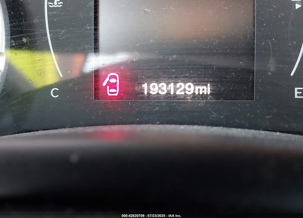 2016 JEEP RENEGADE VIN: ZACCJAAT4GPE42728